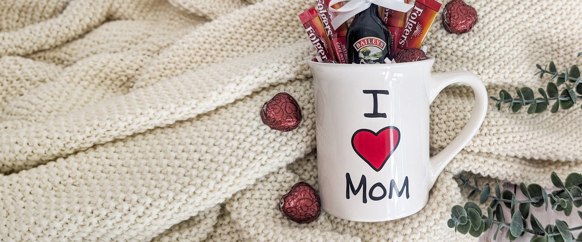 I love mom mug with candy on blanket